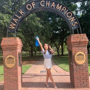 Meet your Posher, Kaitlyn